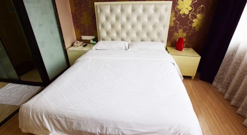 Kaiserdom Hotel Airport Road Canton Extérieur photo